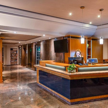 Parkhotel Berghoelzchen Хильдесхайм Экстерьер фото