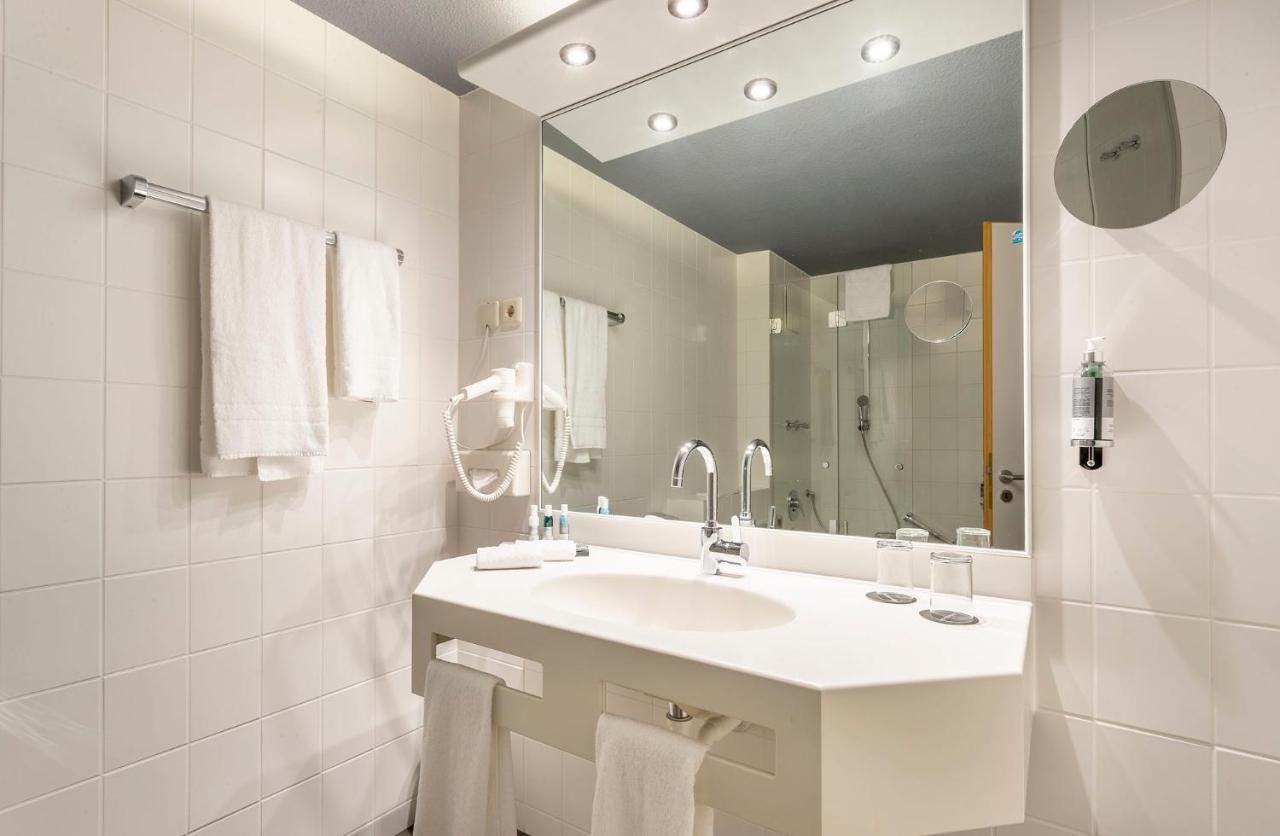 Parkhotel Berghoelzchen Хильдесхайм Экстерьер фото