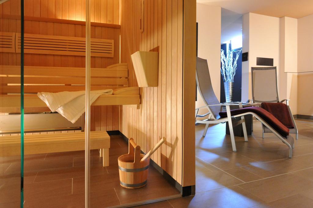 Parkhotel Berghoelzchen Хильдесхайм Экстерьер фото